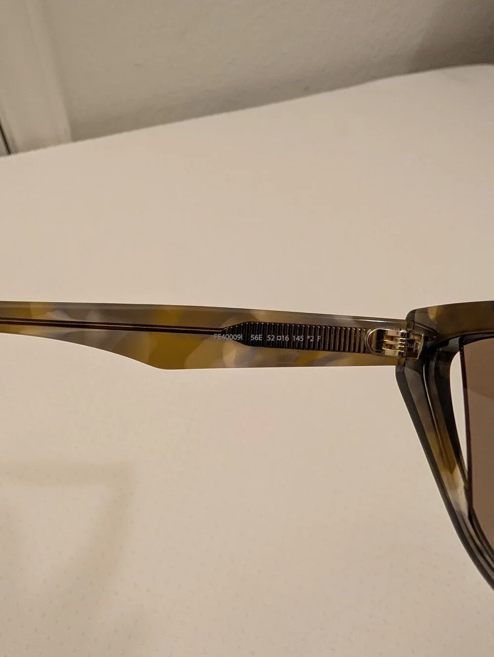 Fendi Brown Tortoiseshell Cat-Eye Sunglasses